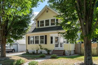 4 Stone Avenue, Stoneham, MA 02180