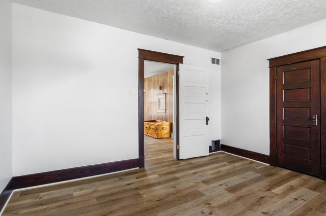 2222 4TH Avenue, Council Bluffs, IA 51501