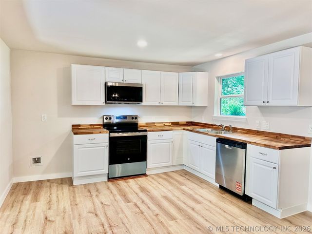 411 S 15th, Durant, OK 74701