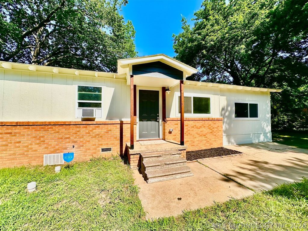 411 S 15th, Durant, OK 74701