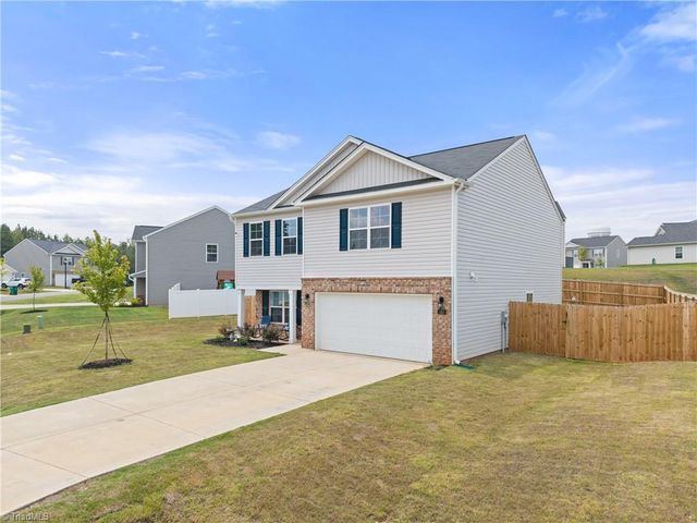 162 East Farm Loop, Stokesdale, NC 27537