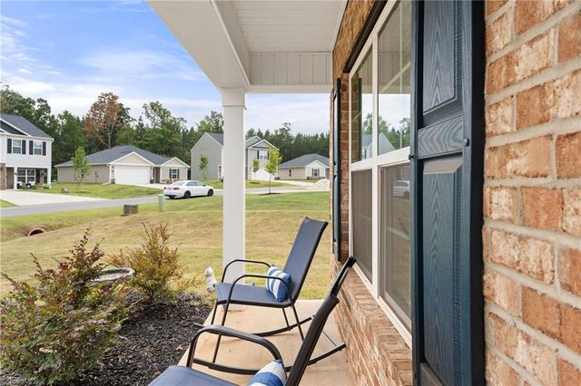 162 East Farm Loop, Stokesdale, NC 27537