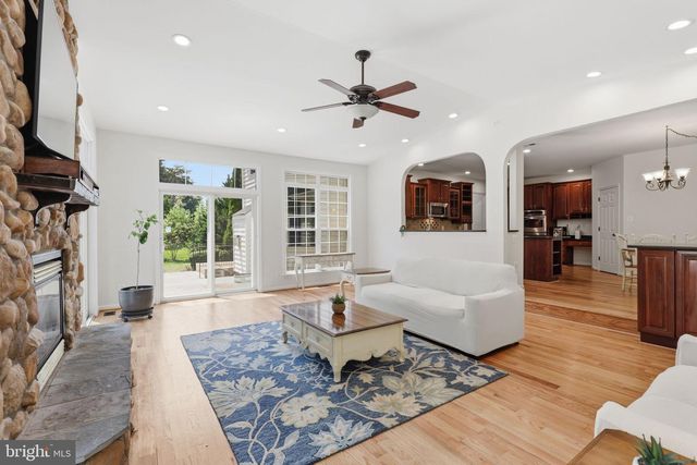 7668 GREAT DOVER ST, Gainesville, VA 20155