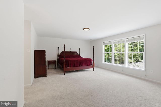 7668 GREAT DOVER ST, Gainesville, VA 20155
