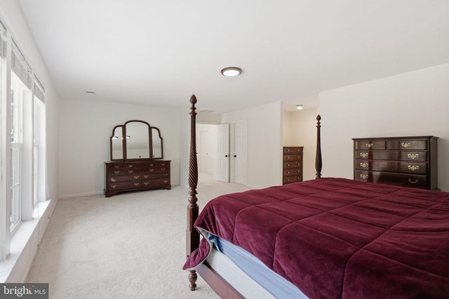 7668 GREAT DOVER ST, Gainesville, VA 20155