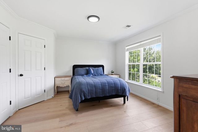 7668 GREAT DOVER ST, Gainesville, VA 20155