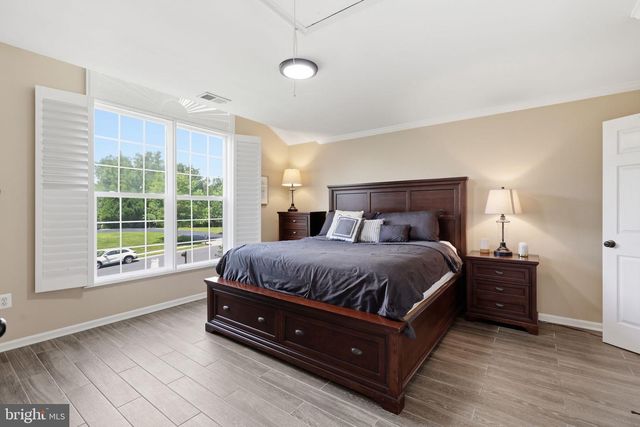 7668 GREAT DOVER ST, Gainesville, VA 20155