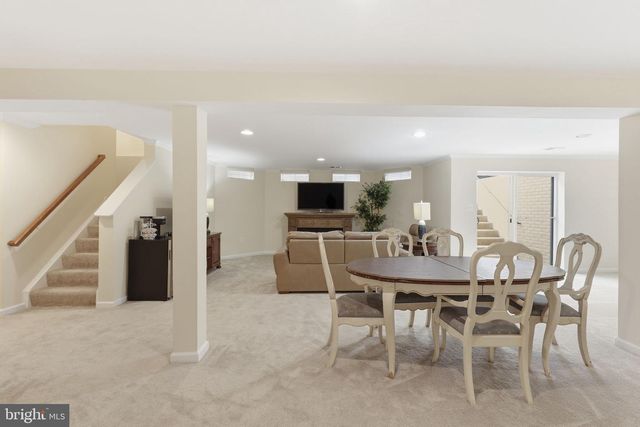7668 GREAT DOVER ST, Gainesville, VA 20155
