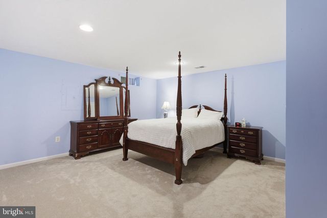 7668 GREAT DOVER ST, Gainesville, VA 20155