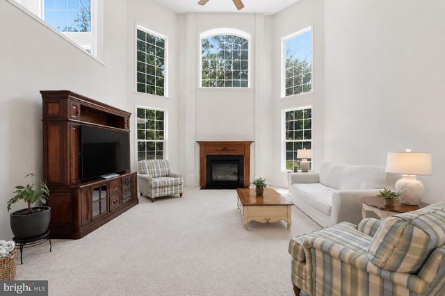 7668 GREAT DOVER ST, Gainesville, VA 20155