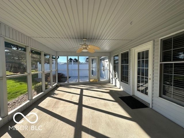 6055 S Stratton Court, Columbus, IN 47203