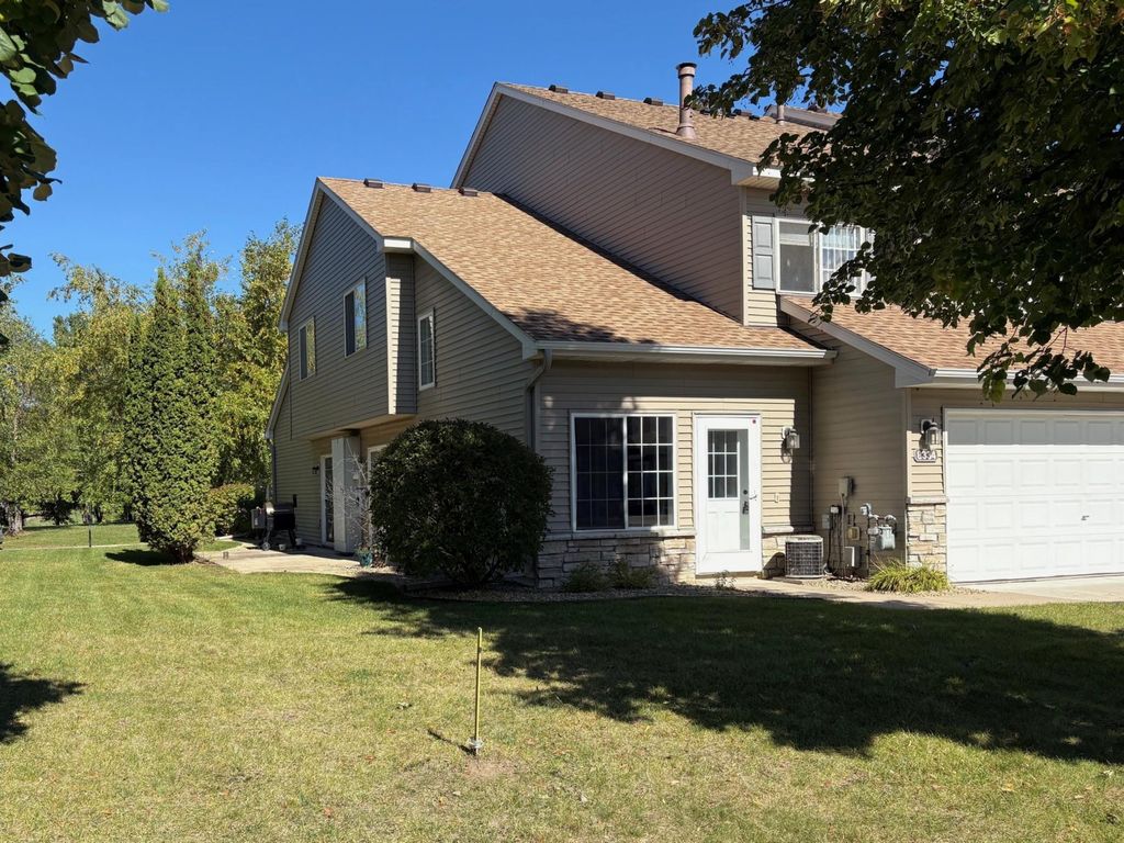 8334 Delaney Drive, Inver Grove Heights, MN 55076 — photo 2