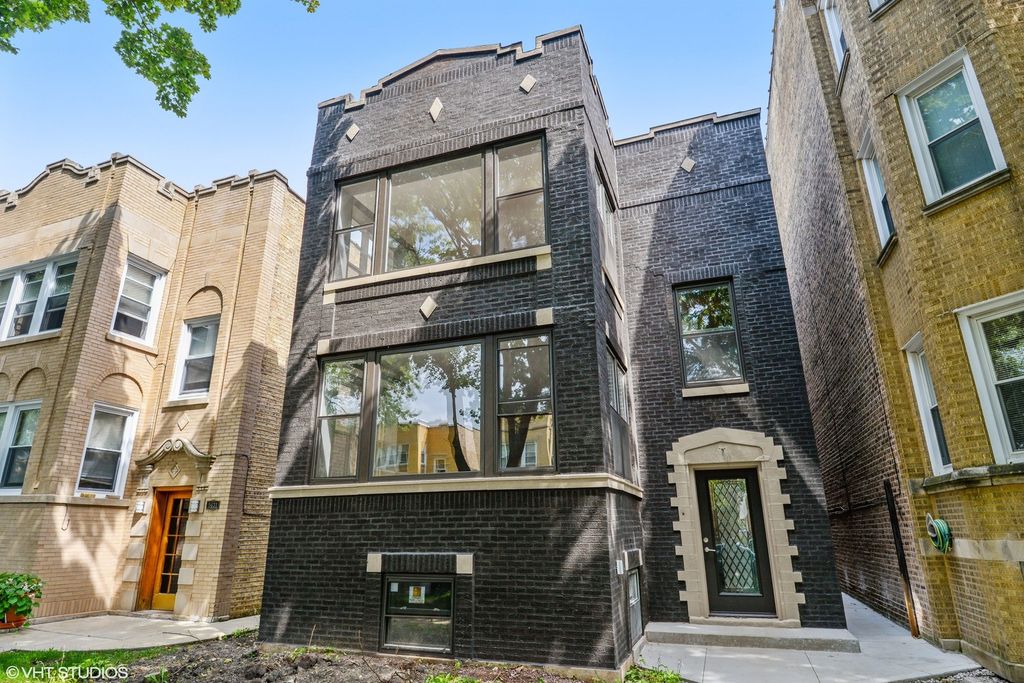 5627 N Bernard Street 1, Chicago, IL 60659