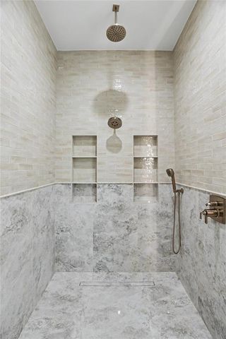 1117 Tedford Way, Nichols Hills, OK 73116