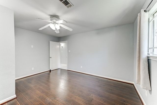 11819 S Nottingham Circle, Houston, TX 77071
