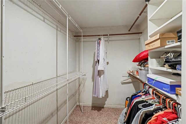 12100 Hedge Lane Terrace, Olathe, KS 66061