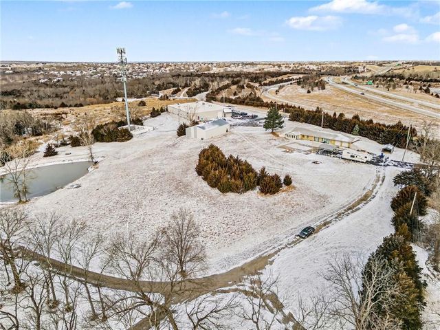 12100 Hedge Lane Terrace, Olathe, KS 66061