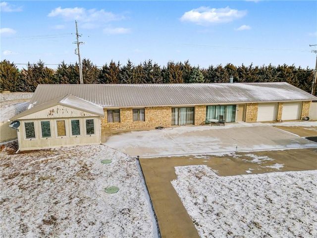 12100 Hedge Lane Terrace, Olathe, KS 66061
