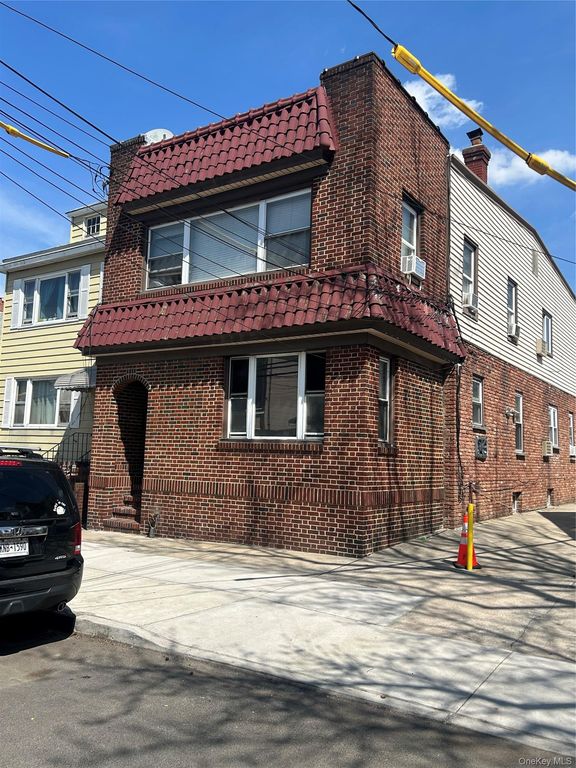 1825 123rd Street, College Point, NY 11356