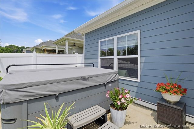 2035 Mary Ella Drive, Georgetown, IN 47122