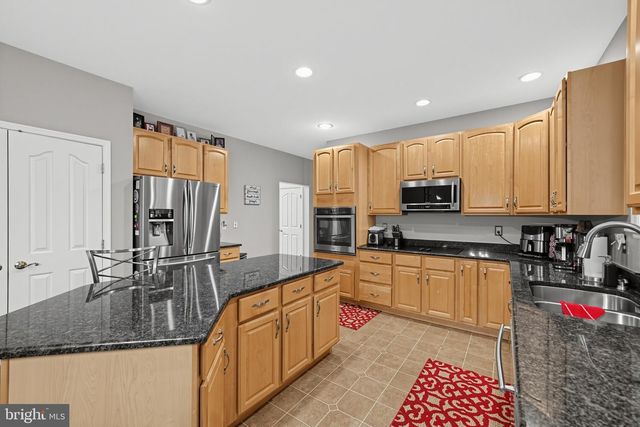 111 AMBERWOOD DR, Bear, DE 19701