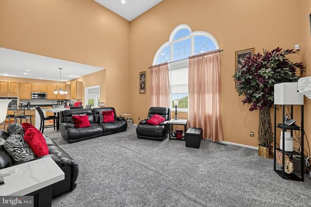 111 AMBERWOOD DR, Bear, DE 19701