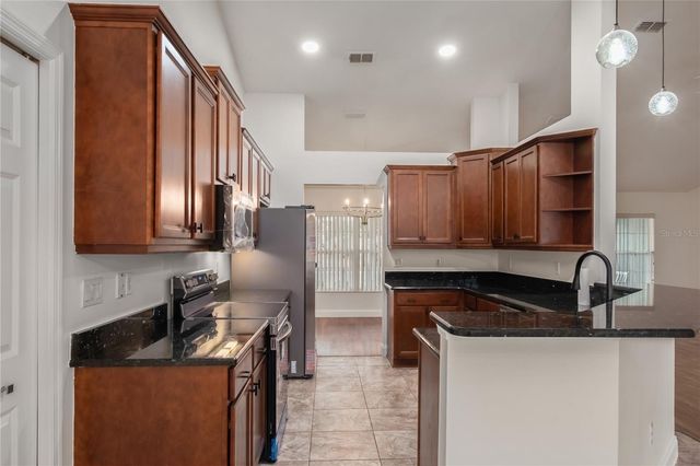 8511 SE 158TH PLACE, Summerfield, FL 34491