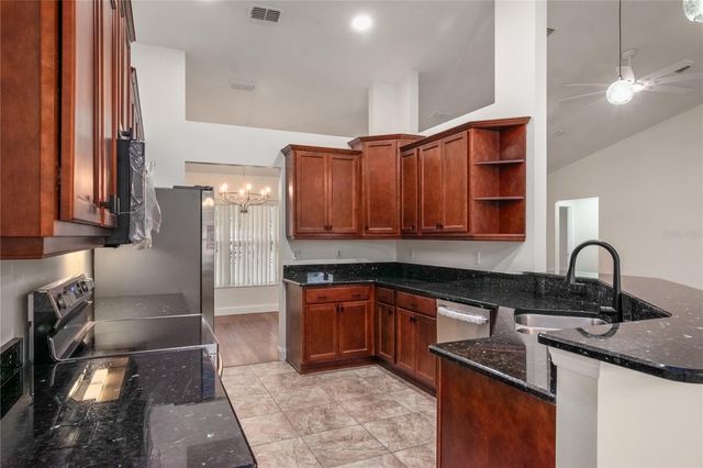 8511 SE 158TH PLACE, Summerfield, FL 34491