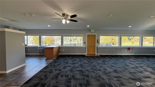 27004 218th Avenue SE, Maple Valley, WA 98038