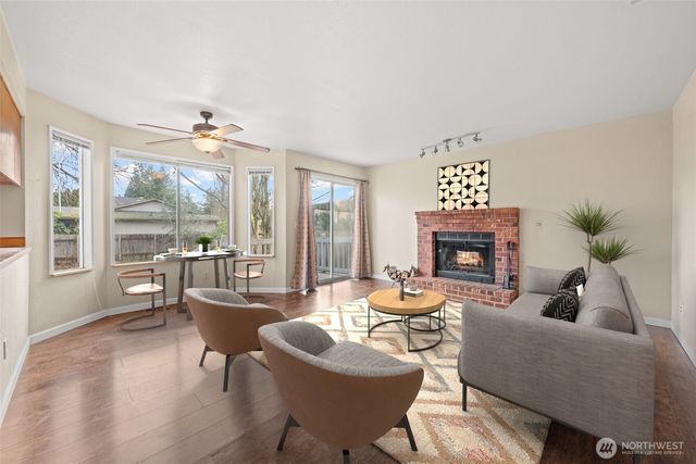 27004 218th Avenue SE, Maple Valley, WA 98038