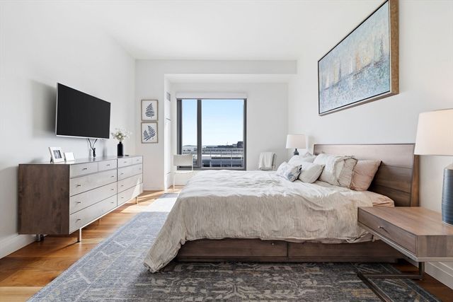 300 Pier 4 Blvd 8E, Boston, MA 02210