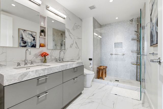 300 Pier 4 Blvd 8E, Boston, MA 02210