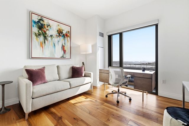 300 Pier 4 Blvd 8E, Boston, MA 02210