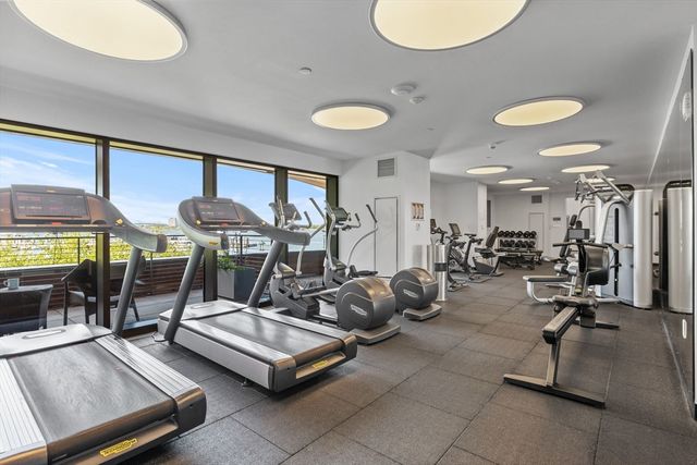 300 Pier 4 Blvd 8E, Boston, MA 02210