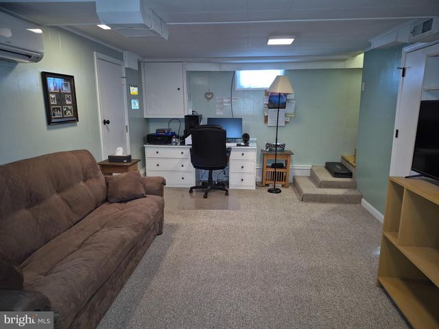 3329 MONTCLARE ST, Reading, PA 19605