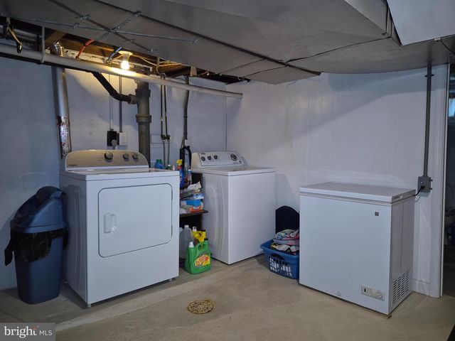 3329 MONTCLARE ST, Reading, PA 19605