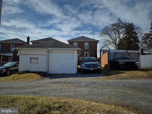 3329 MONTCLARE ST, Reading, PA 19605