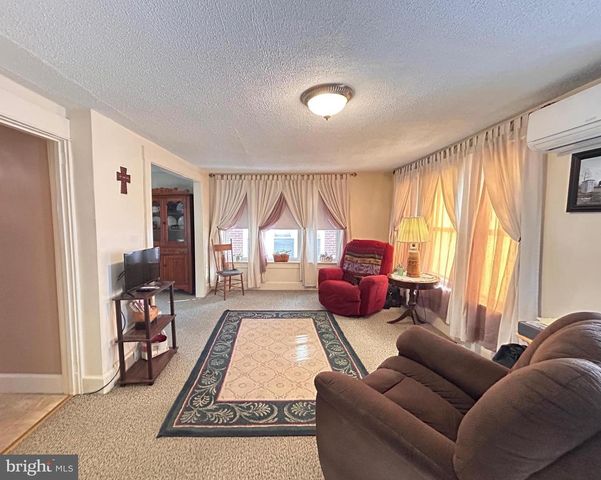 3329 MONTCLARE ST, Reading, PA 19605