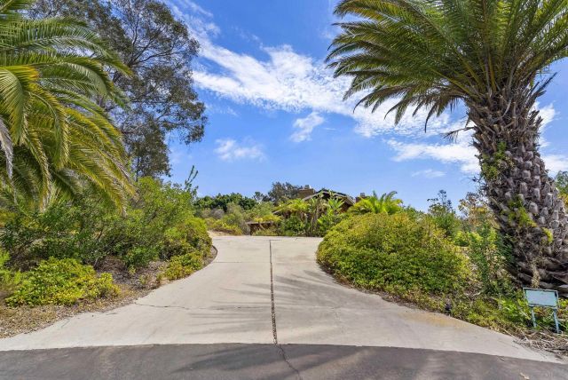 6015 Paseo Valencia, Rancho Santa Fe, CA 92067