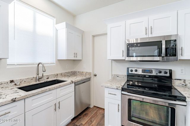 12563 W MONTEREY Way, Avondale, AZ 85392