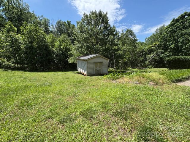 311 Coopers Gap Road, Rutherfordton, NC 28139