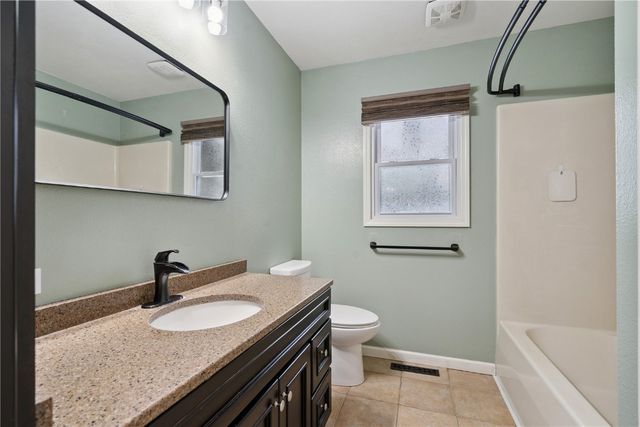 3411 Willow Drive NE, North Liberty, IA 52317