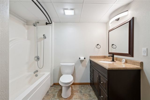 3411 Willow Drive NE, North Liberty, IA 52317