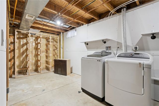 3411 Willow Drive NE, North Liberty, IA 52317