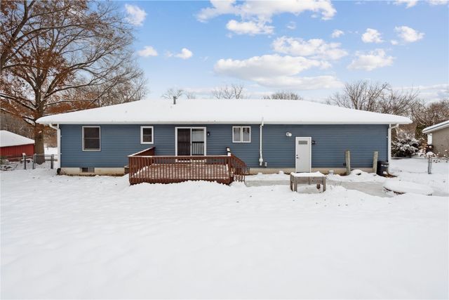 3411 Willow Drive NE, North Liberty, IA 52317
