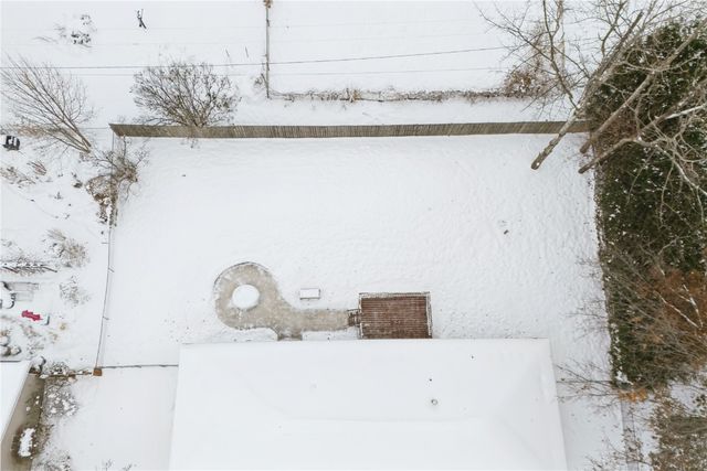 3411 Willow Drive NE, North Liberty, IA 52317