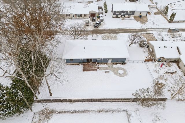 3411 Willow Drive NE, North Liberty, IA 52317