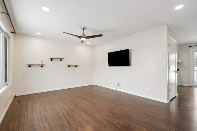 3411 Willow Drive NE, North Liberty, IA 52317