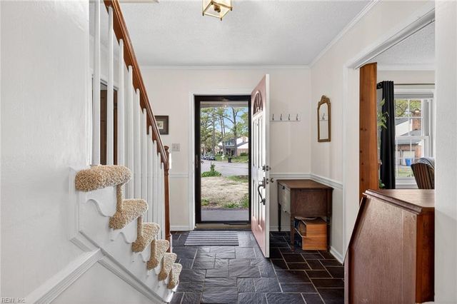 5801 Lord Harrison CT, Virginia Beach, VA 23464