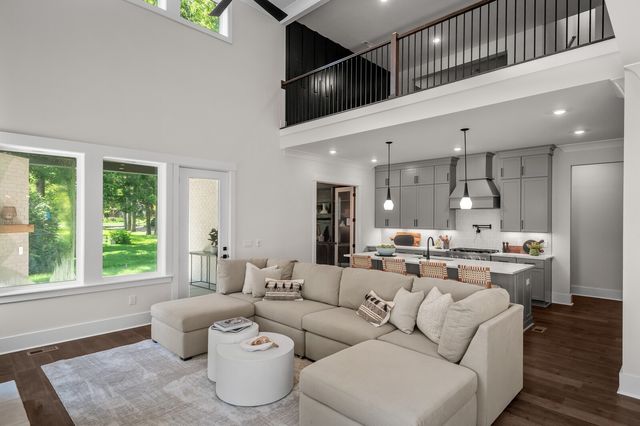 1103 Maplehurst Ln, Nashville, TN 37204